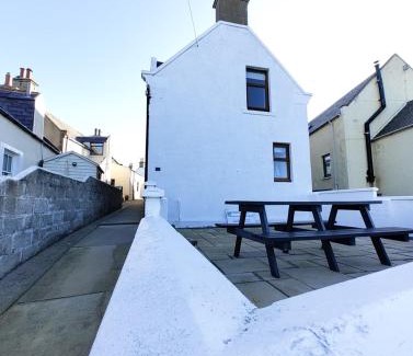 Buckie Casa | Portknockie 17 Harbour Place Refurbished for 2025 Season
