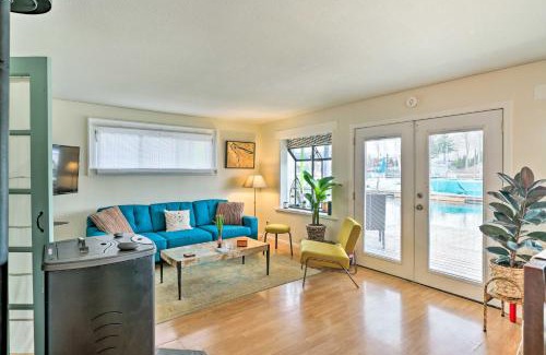 Bridgeton Casa | Portland Floating Home Getaway with Sauna!