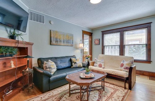 Hollywood District Casa | Portland Getaway - Walk to Hollywood Theatre!