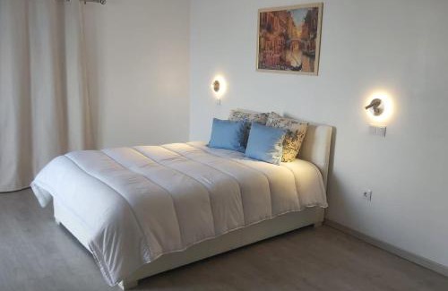 Porto da Cruz Apartamento | Porto à Vista