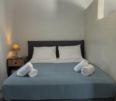 Ydrousa Casa | Porto Gavrio Apartment