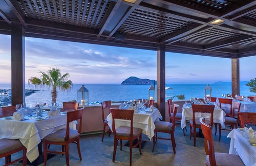 Platanias Town Complejo | Porto Platanias Beach Resort & Spa