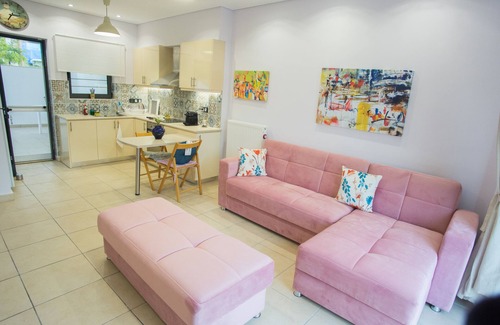 Ormos Agiou Ioannou Casa | Porto Rafti vista por Akroploron para negocios o vacaciones.