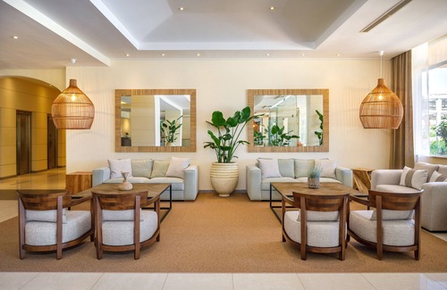 Olhos D'Agua Hotel | PortoBay Falésia