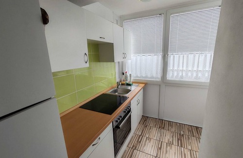 Seca Apartamento | Portoroz Spacious Apartment with Garden and BBQ - Two Bedroom Apartment with Terrace