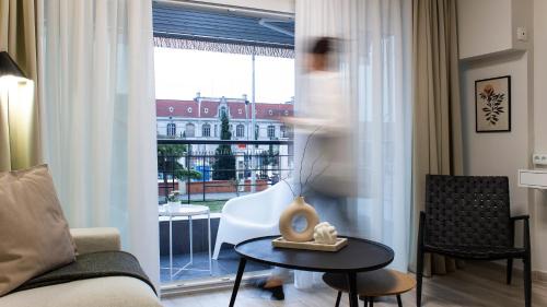 Ladadika Apartamento | Portrait - Deluxe Living