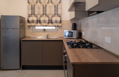 Marsaskala Apartamento | Portside Lodge Building