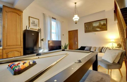 Portsmouth Apartamento | Portsmouth Maisonette with 5 Beds and Pool Table