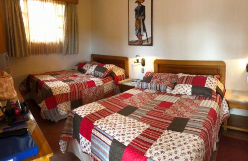 Panajachel Hotel | Posada De Los Volcanes