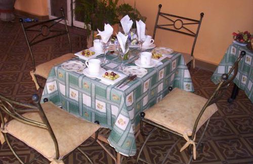 San Juan Cama Y Desayuno | Posada Doña Emilia Amarfil