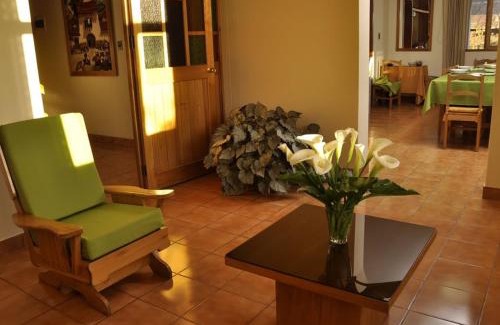 Urubamba Casa | Posada Las Tres Marias