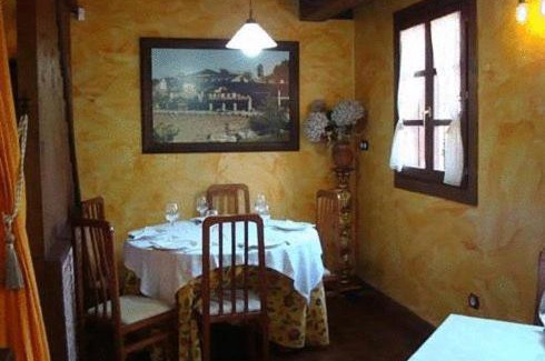 Treceno Casa | Posada Restaurante Prada a Tope