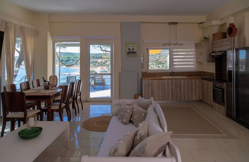 Lavreotiki Hotel | Poseidon Beach Villas