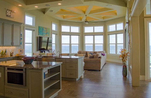 Palm Coast Casa | POSEIDON-MARCA NUEVO Ocean Home Dream Home!