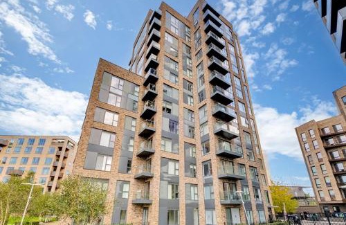 Addiscombe Apartamento | Posh 2 bedroom apartment with a Gym