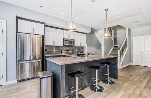 Kensington Casa | Posh Oasis in Kesington