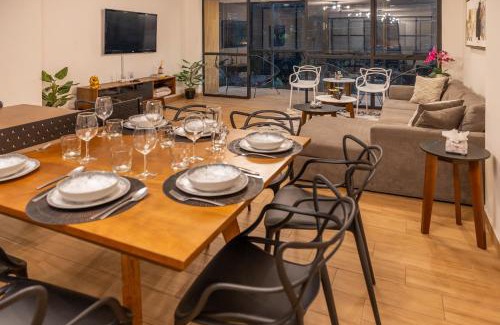 Los Morales Casa | Posh Polanco Stay TVs and Desks in Each Room