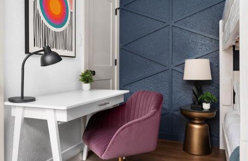 South Lamar Apartamento | Posh & Serene 2BR w Private Patio