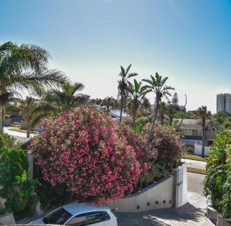 Humewood Apartamento | Posh Spot on the beachfront sleeps 5