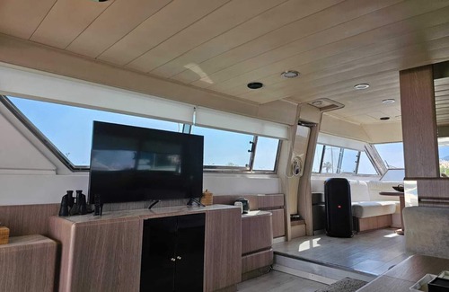 Ornos Alquiler De Eote | Posillipo Technema 64 Barco de lujo