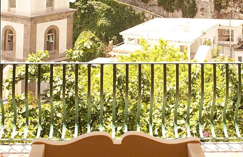 Positano City Centre Casa | Positano: Casa Ligea--in a beautiful old villa, in the heart of Positano