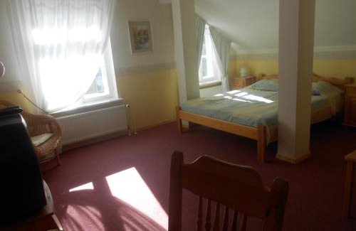 Kadriorg Casa | Poska Villa Guesthouse