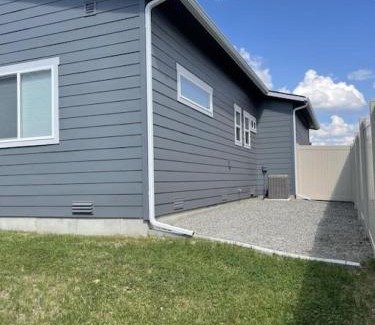 Post Falls Casa | Post Falls Hideaway New 4 Bedroom Home Short Term