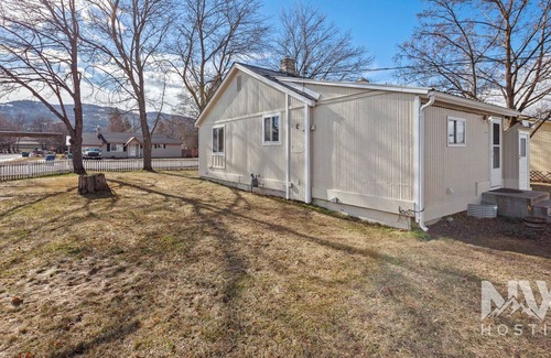 Post Falls Casa | Post Falls | Parking for RV & Boat | Sleeps 4