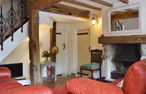 Lea Casa | Post Office Cottage