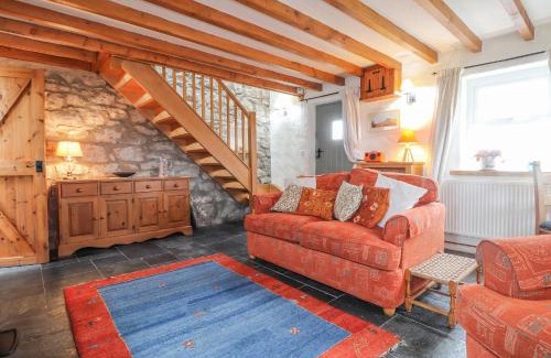 Trefasser Casa | Post Office Cottage