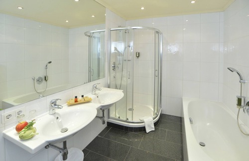 Seefeld Pedestrian Zone Hotel | Post Seefeld - Wellnesshotel Tirol