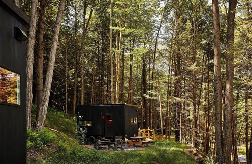 Town of Colchester Cabina | Postcard Cabins Western Catskills