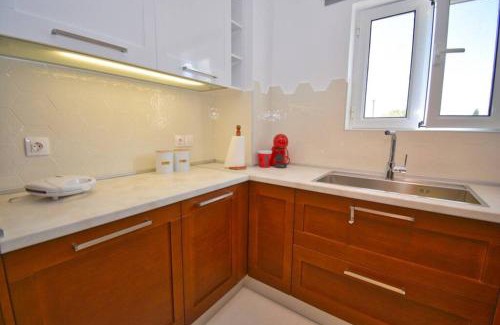 Potamos Apartamento | Potamos Deluxe White Apartment