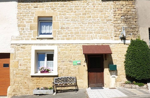 Marville Casa | Pour Vivre au Calme et le Repos Dans Village Renaissance de Caractère,
