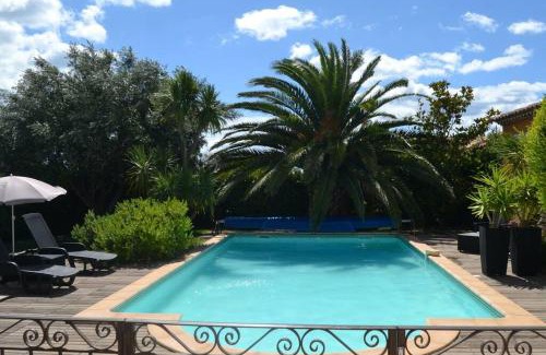 Meze Apartamento | "POUR VOUS" studio dans villa avec piscine