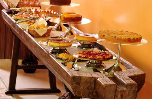 Campos do Jordao Hotel | Pousada Annecy - CAPIVARI Fácil acesso ao centrinho e Baden Bar