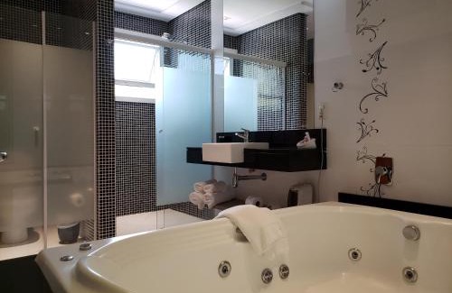Campos do Jordao Hotel | Pousada Annecy - CAPIVARI Fácil acesso ao centrinho e Baden Bar