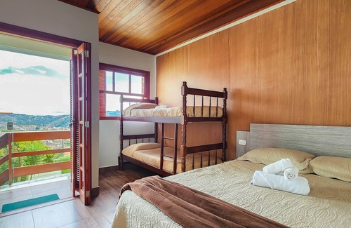 Campos do Jordao Hotel | Pousada Araucária Village