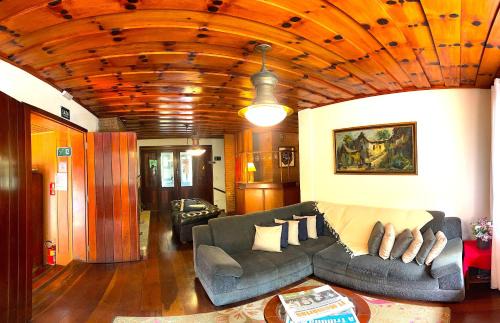 Vila Inglesa Hotel | Pousada Atalaia Capivari