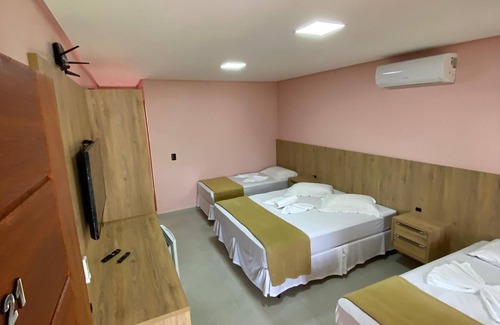 Praia da Armacao do Itapocoroi Hotel | Pousada Baía dos Açores