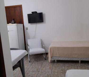 Canasvieiras Hotel | Pousada Baleia Franca Canasvieiras