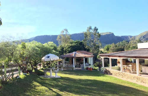 Delfinopolis Hotel | Pousada Campo de Cima