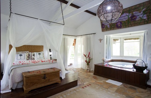 Paraty Hotel | Pousada Bromélias
