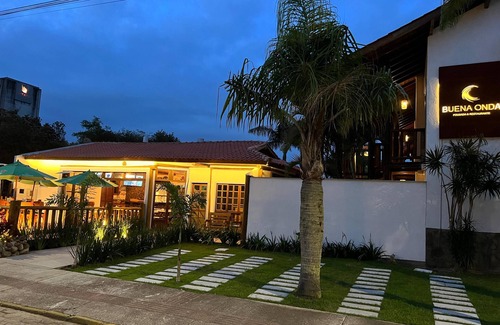 Garopaba Cabina | Pousada Buena Onda - Ferrugem - SC