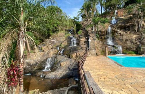 Serra Negra Hotel | Pousada Cachoeira Dos Sonhos