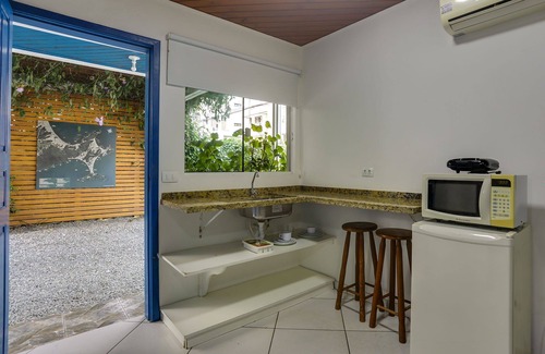 Bombas Hotel | Pousada Canário Azul