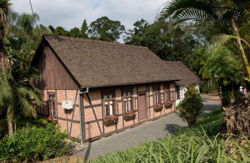 Pomerode Casa | Pousada Casa Wachholz - Rota do Enxaimel