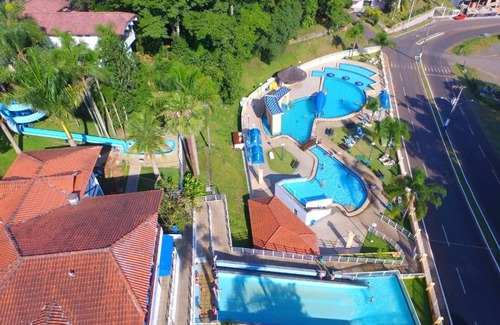 Piratuba Casa | Centro Pousada: a 50 metros del parque de las aguas termales de Piratuba