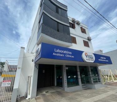 Tramandai Apartamento | Pousada do centro ap 3