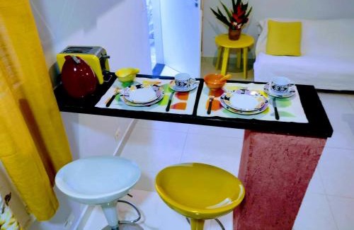 Pereque Apartamento | Pousada Ideal Guarujá - Estúdios Mobiliados, Ar-Condicionado e Cozinha